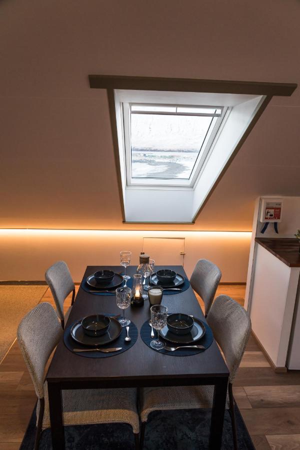 Scenic Penthouse - Ocean View & Skylight Windows Apartment Siglufjordur Exterior foto